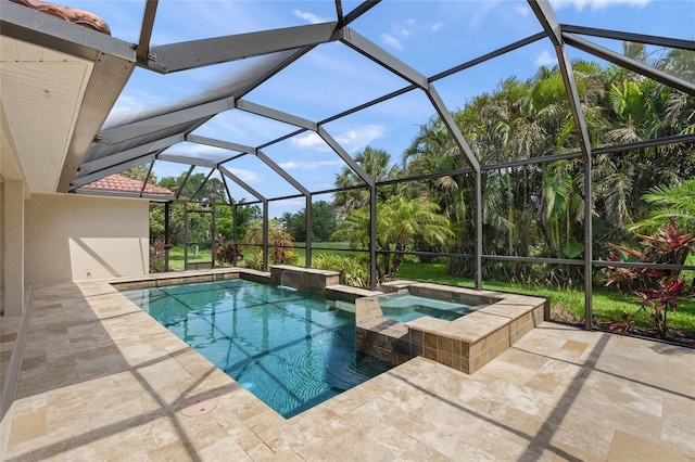 6664 Deering Cir, Sarasota, FL 34240 - view of pool with a patio, a pool with connected hot tub, and a lanai