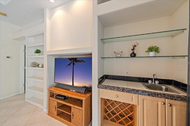 4978 Cedar Oak Way, Sarasota, FL 34233 - indoor wet bar with light tile patterned floors and baseboards