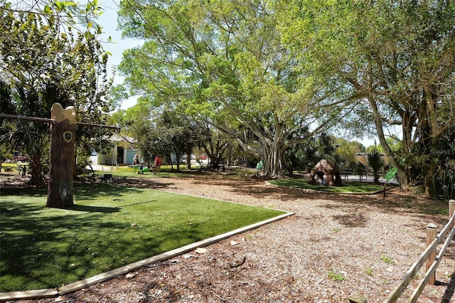 5706 10th Avenue Dr W, Bradenton, FL 34209 - view of grassy yard