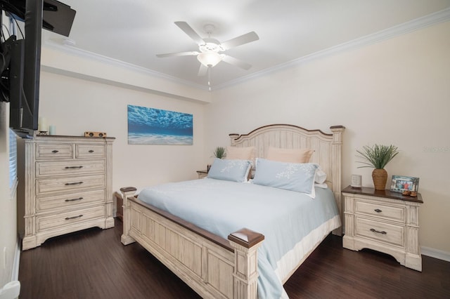 910 Tidewater Shores Loop Unit 103, Bradenton, FL 34208 - bedroom featuring dark wood-type flooring, ornamental molding, and ceiling fan