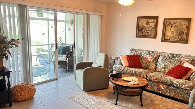 433 Cerromar Ln Unit 331, Venice, FL 34293 - tiled living room featuring ceiling fan