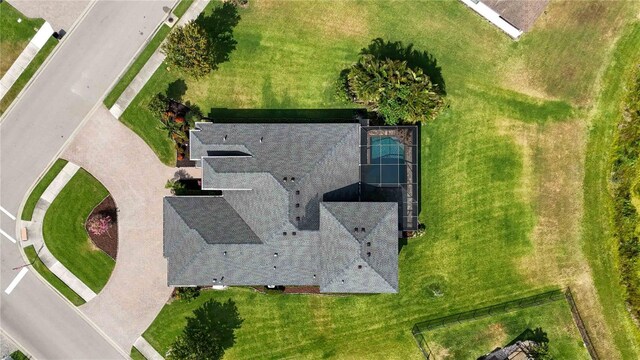 aerial view of property and surrounding area