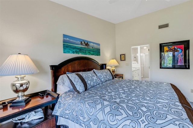 5632 Ashton Lake Dr Unit 5632, Sarasota, FL 34231 - bedroom featuring ensuite bathroom