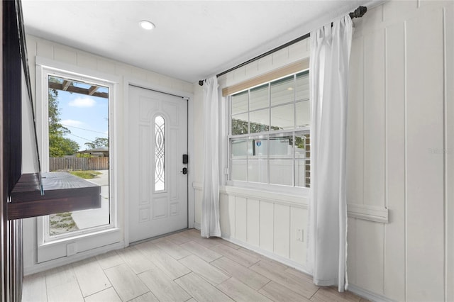 3616 Stardust Pl, Sarasota, FL 34232 - foyer with plenty of natural light