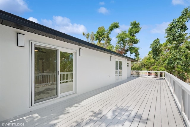 2655 Bay St, Sarasota, FL 34237 - view of wooden deck