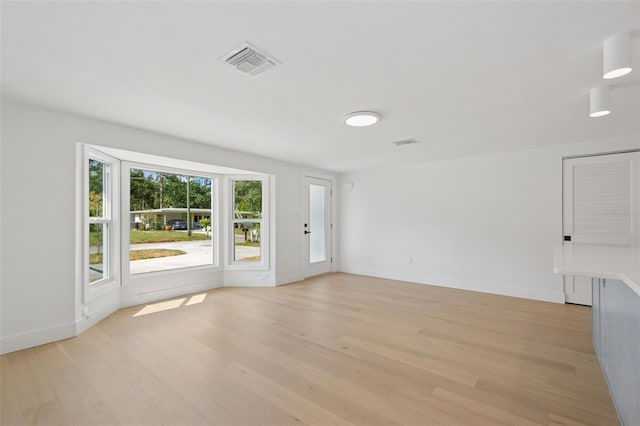 2655 Bay St, Sarasota, FL 34237 - photo 4