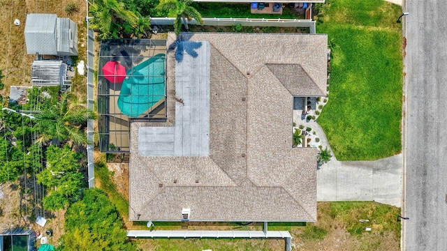 view from above of property featuring a pool area