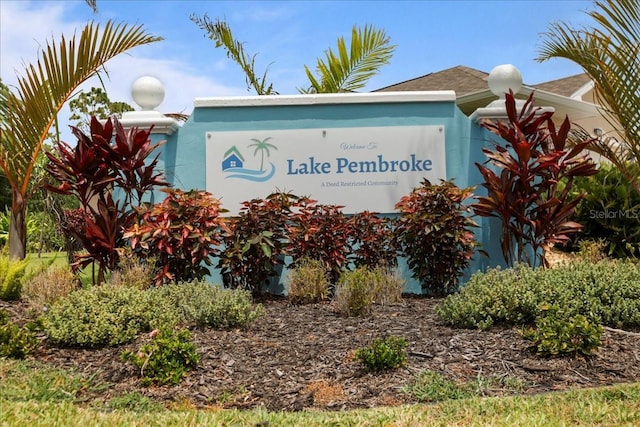 13180 SW Pembroke Cir N, Lake Suzy, FL 34269 - view of community / neighborhood sign