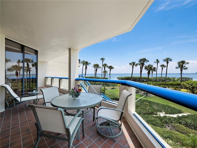 2120 Harbourside Dr Unit 617, Longboat Key, FL 34228 - balcony featuring a water view
