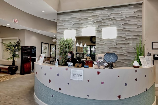 12822 Del Corso Loop, Bradenton, FL 34211 - reception area featuring recessed lighting