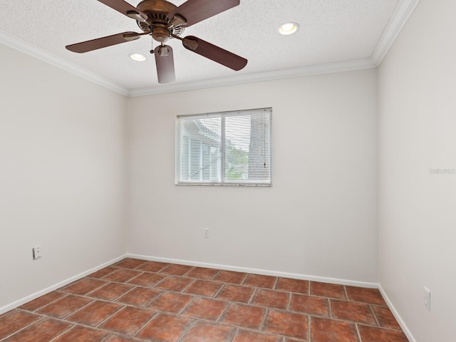 635 N Jefferson Ave Unit 635, Sarasota, FL 34237 - unfurnished room featuring crown molding, recessed lighting, a ceiling fan, baseboards, and a textured ceiling