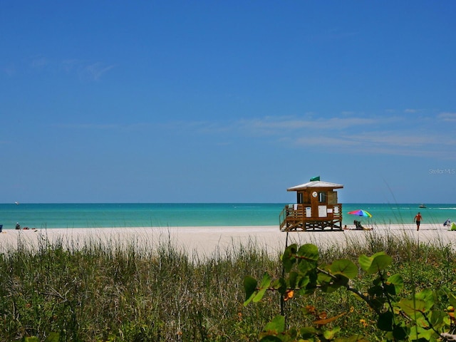 635 N Jefferson Ave Unit 635, Sarasota, FL 34237 - water view featuring local beach