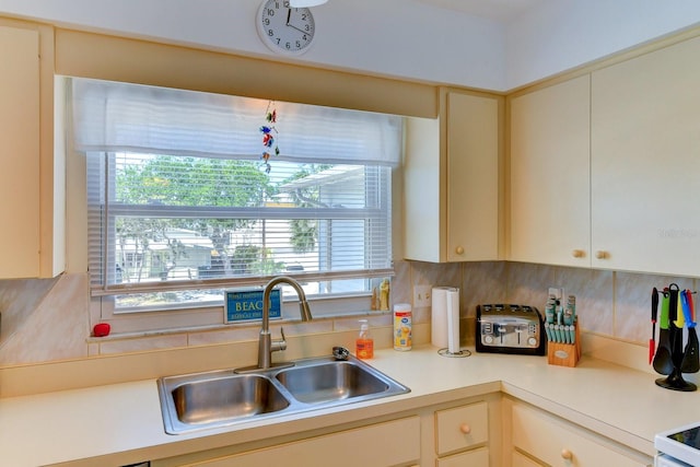 5385 Avenida Del Mare, Sarasota, FL 34242 - photo 7