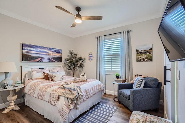 11367 Perico Isle Cir, Bradenton, FL 34209 - bedroom featuring dark wood-style flooring, crown molding, baseboards, and ceiling fan