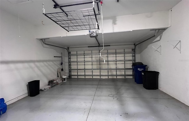 2808 124th Ave E, Parrish, FL 34219 - garage featuring a garage door opener