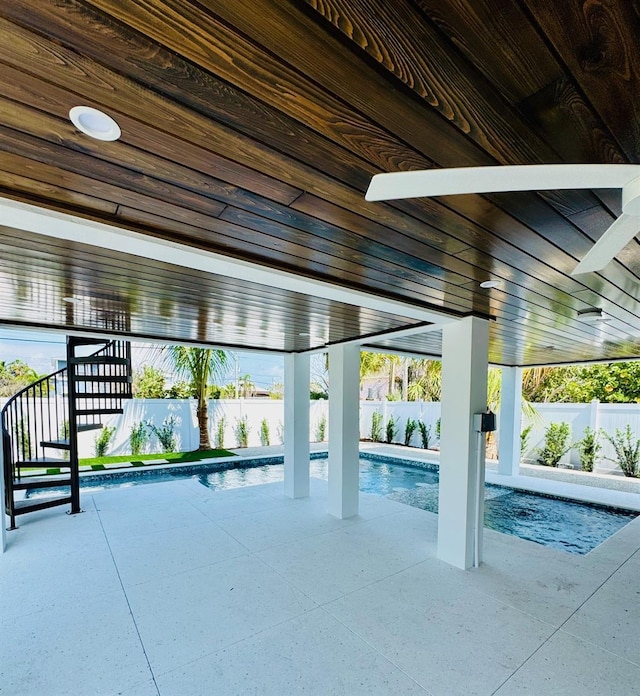 2809 Avenue Ave E, Holmes Beach, FL 34217 - view of patio / terrace with a fenced backyard