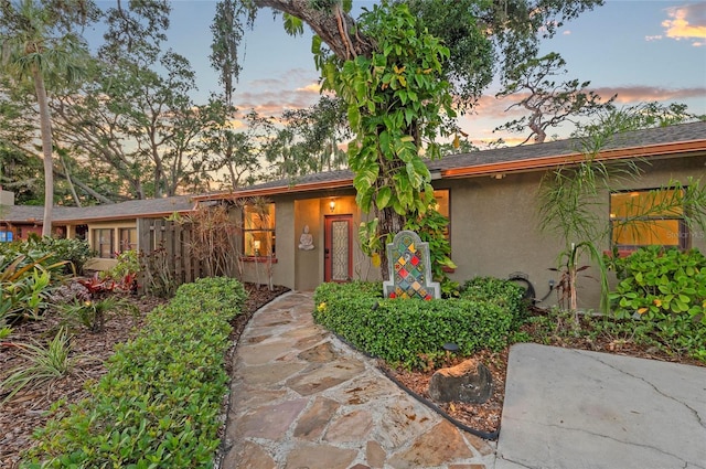 941 Virginia Dr, Sarasota, FL 34234 - view of front of property with stucco siding