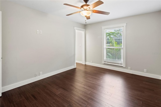 911 Cimarron Cir, Bradenton, FL 34209 - unfurnished room with ceiling fan and wood finished floors