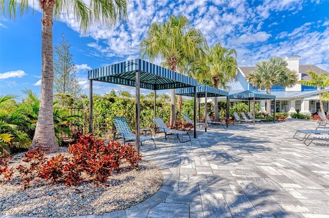 13918 Old Creek Ct, Parrish, FL 34219 - view of patio