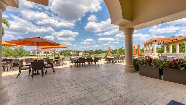 4517 Las Brisas Ln, Sarasota, FL 34238 - view of patio with outdoor dining area