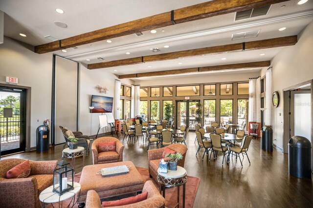 8191 Gabanna Dr, Sarasota, FL 34231 - lobby featuring beam ceiling and recessed lighting