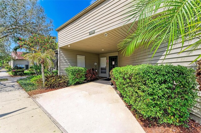 4381 Sandner Dr, Sarasota, FL 34243 - photo 26