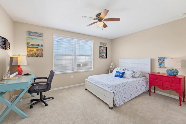 4811 Woodbrook Dr, Sarasota, FL 34243 - carpeted bedroom featuring an office area and a ceiling fan