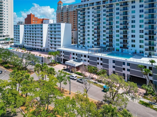 101 S Gulfstream Ave Unit 16C, Sarasota, FL 34236 - view of property with a view of city and uncovered parking