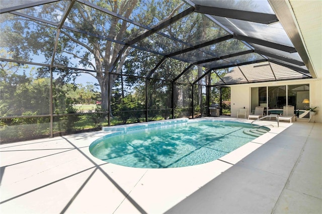 2067 Tocobaga Ln, Nokomis, FL 34275 - swimming pool featuring a patio and a lanai