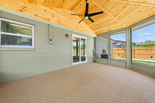 219 Vermont Ave, Saint Cloud, FL 34769 - unfurnished sunroom featuring a ceiling fan and vaulted ceiling