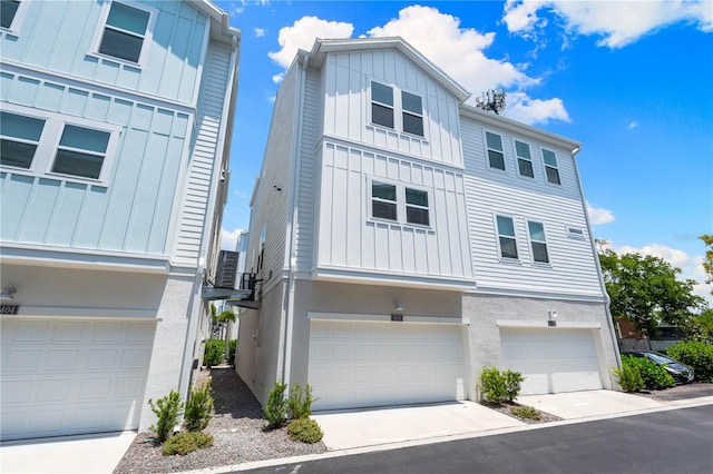 2408 Ezzell Ct, Sarasota, FL 34237 - photo 3
