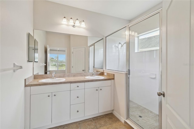 12183 Longview Lake Cir, Bradenton, FL 34211 - full bath with double vanity and a stall shower