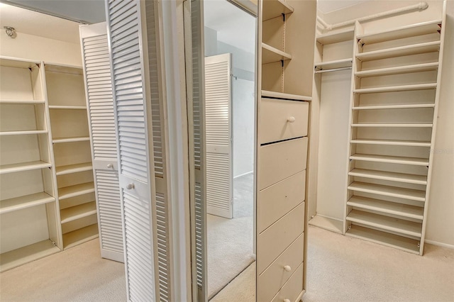 2675 Gulf Of Mexico Dr Unit 404, Longboat Key, FL 34228 - spacious closet featuring light colored carpet