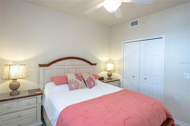 7005 River Hammock Dr Unit 204, Bradenton, FL 34212 - bedroom with a closet and ceiling fan