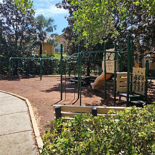 8110 Villa Grande Ct, Sarasota, FL 34243 - view of communal playground