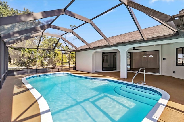 3239 Daytona Dr, Punta Gorda, FL 33983 - swimming pool featuring a patio and a lanai