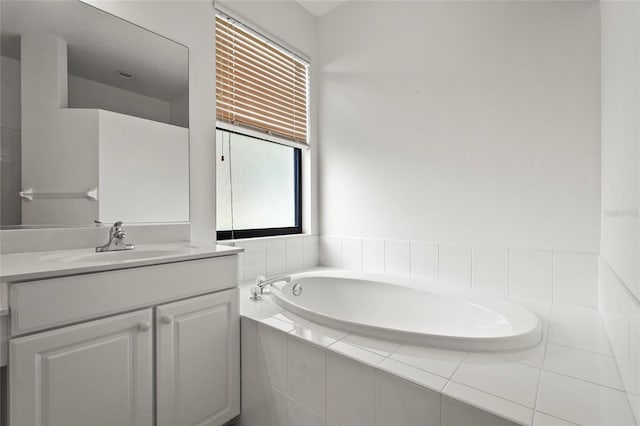 8118 Stirling Falls Cir, Sarasota, FL 34243 - full bathroom with a garden tub and vanity