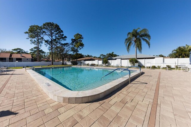 3500 Green View Ct Unit 45, Sarasota, FL 34231 - community pool featuring a patio area and a fenced backyard