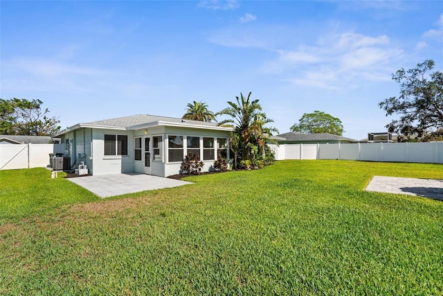 913 64th St W, Bradenton, FL 34209 - photo 31