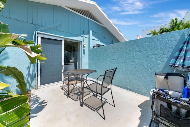 170 Roosevelt Dr Unit 2, Sarasota, FL 34236 - photo 6