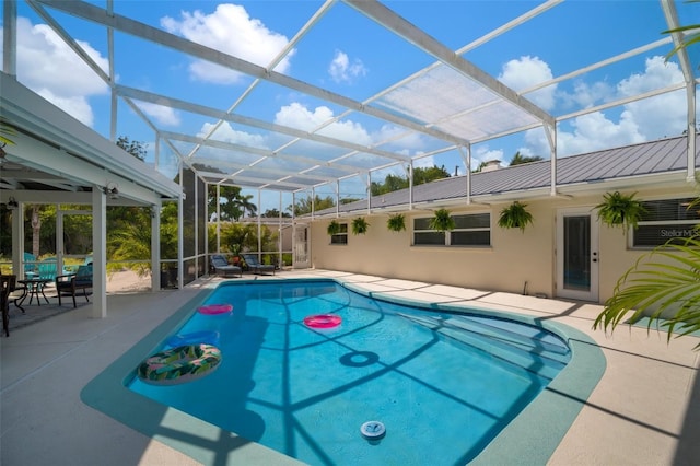 7202 18th Ave NW, Bradenton, FL 34209 - outdoor pool with a patio area and glass enclosure