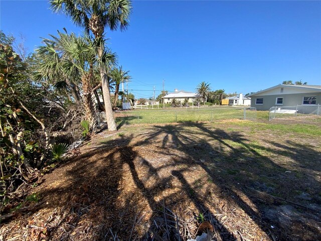 Pops Ln, Nokomis, FL 34275