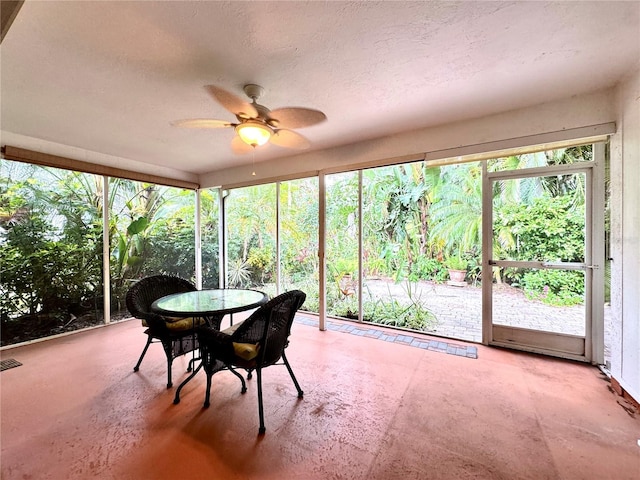 5804 Garden Lakes Fern, Bradenton, FL 34203 - sunroom / solarium featuring ceiling fan and outdoor dining area