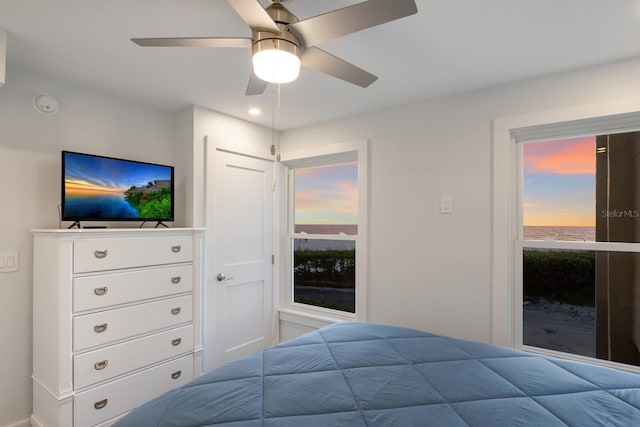 bedroom featuring ceiling fan