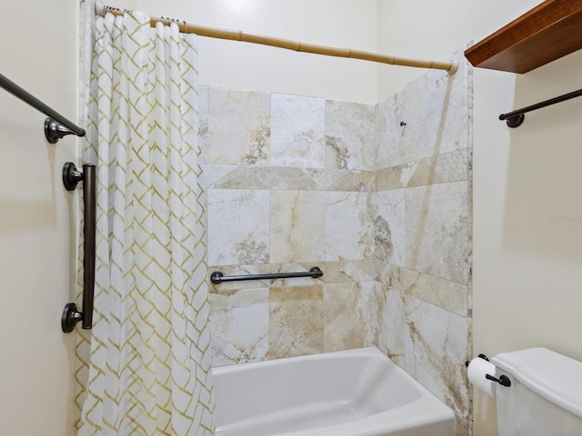 7320 Melaleuca Way, Siesta Key, FL 34242 - full bathroom with shower / bath combination with curtain and toilet