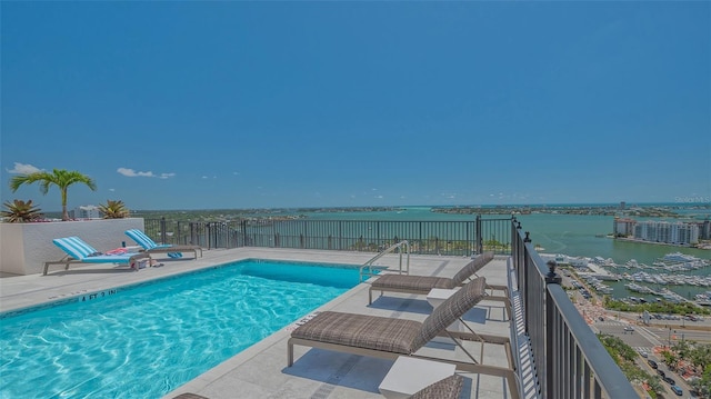 33 S Palm Ave Unit 1303, Sarasota, FL 34236 - community pool featuring a water view