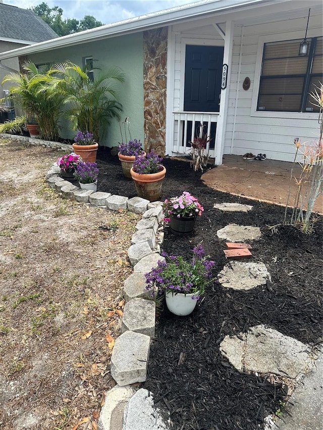 5094 Bunyan St, Sarasota, FL 34232 - view of yard with a porch