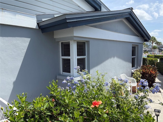 1311 Siesta Bayside Dr Unit 1311-A, Sarasota, FL 34242 - view of side of property