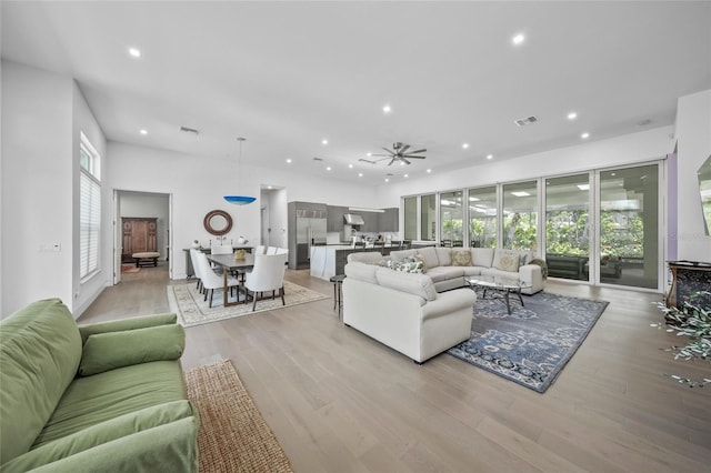 924 Indian Beach Dr, Sarasota, FL 34234 - photo 4