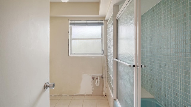 4361 Pompano Ln, Palmetto, FL 34221 - full bathroom featuring tile patterned floors
